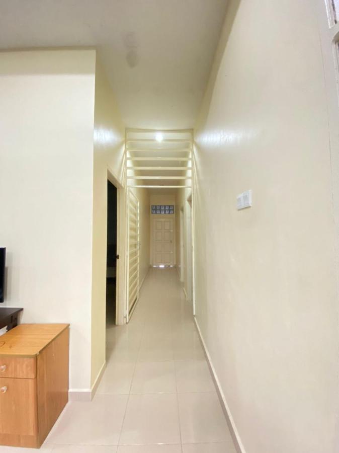 Family Homestay กัวลาตรังกานู ภายนอก รูปภาพ