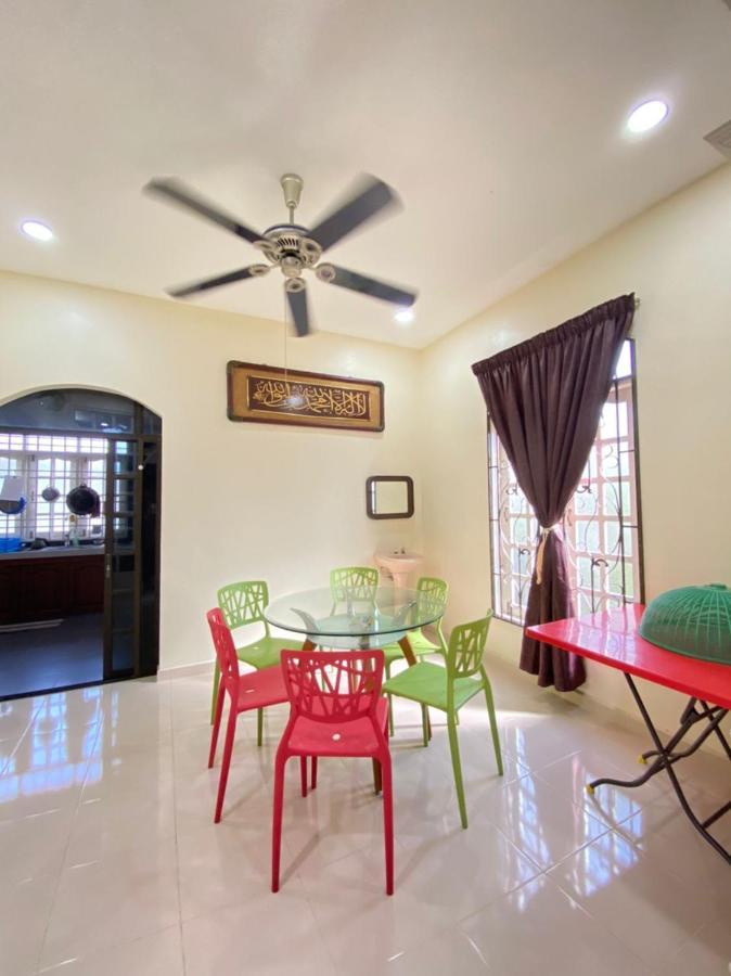 Family Homestay กัวลาตรังกานู ภายนอก รูปภาพ