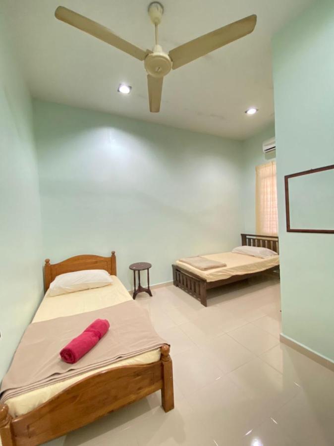 Family Homestay กัวลาตรังกานู ภายนอก รูปภาพ