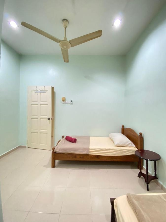 Family Homestay กัวลาตรังกานู ภายนอก รูปภาพ