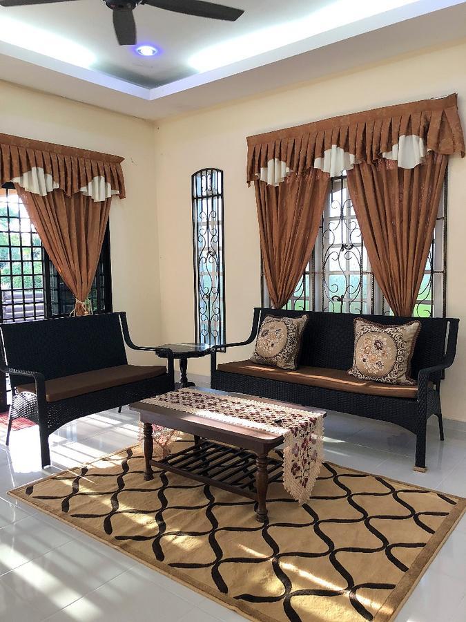 Family Homestay กัวลาตรังกานู ภายนอก รูปภาพ